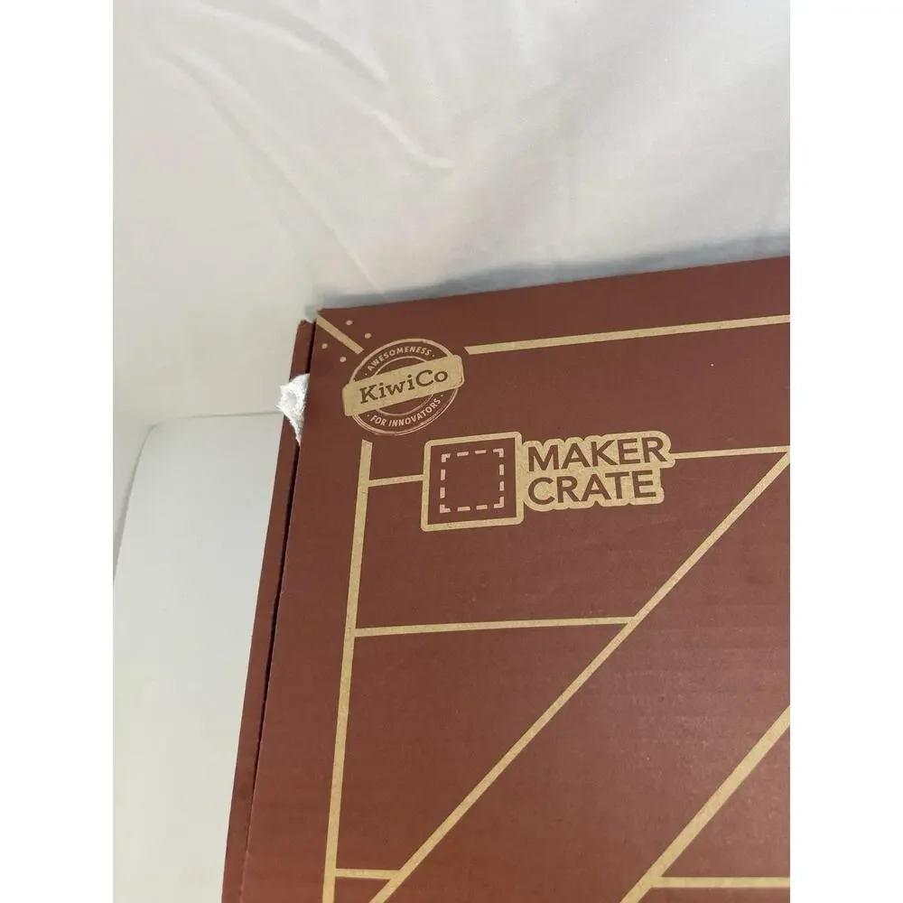 KiwiCo Maker Crate Punch Needle Pillow Kit - New Open Box - DIY Arts & Crafts